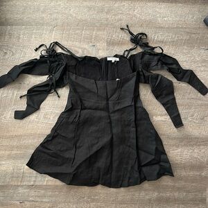 Olivaceous Black Flow Top size Medium NWT